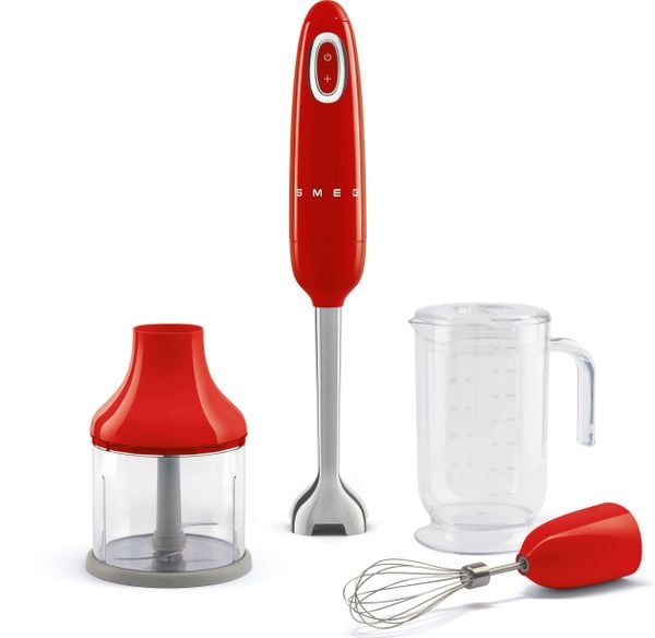 Blender ręczny 50's Style II czerwony z akcesoriami. Czerwone blendery Smeg. W wyprzedaży za 434.00 zł.