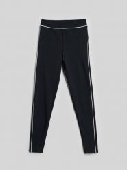 4F Legginsy dzianinowe damskie - czarne L. Czarne legginsy damskie 4F, bez wzorów, z dzianiny. Za 129.99 zł.