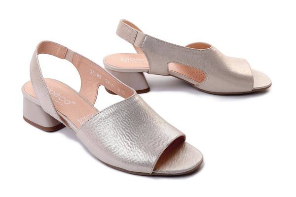 BIOECO BY ARKA 3855 1097+1097 złoto, sandały damskie. Żółte sandały damskie Bioeco by Arka, bez wzorów, ze skóry, bez obcasa, na obcasie, bez zapięcia. Za 369.90 zł.