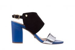 Sandały Bayla-067 122330 B Silver Black Lake, Czarny/ Granat/ Srebro, Skóra naturalna - 36. Niebieskie sandały damskie Bayla, bez wzorów, z nubiku, bez obcasa, na obcasie, bez zapięcia. W wyprzedaży za 89.10 zł.