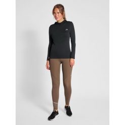 Damska bezszwowa bluza z kapturem Newline Cambrigde. Czarne bluzy damskie Newline, na jesień, s, bez wzorów, z materiału, eleganckie, bez ramiączek, z kapturem. Za 187.05 zł.