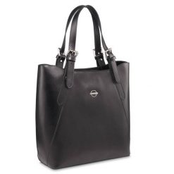 Shopperka skórzana BETLEWSKI BVP-110 CZARNY. Czarne shopperki damskie Betlewski, bez wzorów, ze skóry, bez dodatków. Za 439.99 zł.