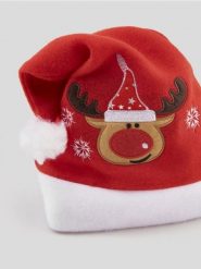 Czapka świąteczna - czerwony. Czerwone czapki damskie Sinsay, z aplikacjami, wizytowe. Za 9.99 zł.