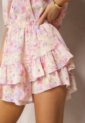 Fioletowe Spódnico-Szorty High Waist z Gumką w Pasie i Falbanką Gleiana. Fioletowe szorty damskie Renee, bez wzorów, wizytowe, z podwyższonym stanem. Za 59.99 zł.