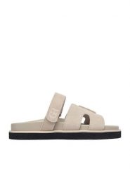 GINO ROSSI Klapki C-CLB-P1927A Kremowy. Białe klapki damskie Gino Rossi, bez wzorów, ze skóry, bez obcasa, bez zapięcia. Za 179.99 zł.