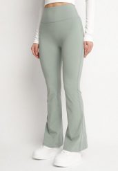 Miętowe Legginsy o Kroju Dzwonów z Wysokim Stanem Koritea. Zielone legginsy damskie Born2be, bez wzorów, z jeansu. Za 39.99 zł.