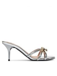 LOVE MOSCHINO Klapki JA28036G1MJE190A Srebrny. Szare klapki damskie Love Moschino, bez wzorów, ze skóry, bez obcasa, bez zapięcia. Za 669.99 zł.