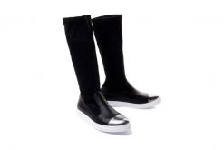 LANQIER 41C547 czarny sko+srebro, kozaki damskie. Czarne kozaki damskie Lanqier, bez wzorów, bez obcasa, bez zapięcia. Za 149.95 zł.