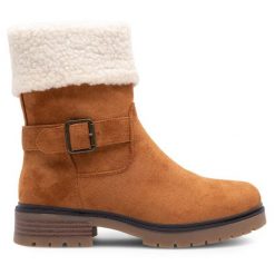 Botki Clara Barson. Brązowe botki damskie Clara Barson, bez wzorów, bez obcasa, na płaskiej podeszwie, bez zapięcia. Za 169.99 zł.