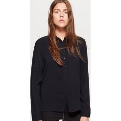 Gładka koszula - Czarny. Czarne koszule damskie Cropp, l, bez wzorów, bez kołnierzyka, bez ramiączek. Za 99.99 zł.