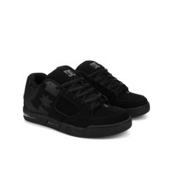 Skórzane buty dla Mężczyzn DC COMMAND Niebieski. Niebieskie buty zimowe męskie DC Shoes, bez wzorów, z materiału, bez obcasa, bez zapięcia. Za 409.99 zł.