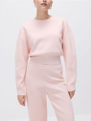 Sweter z wiskozą - pastelowy róż. Czerwone swetry nierozpinane damskie Reserved, l, bez wzorów, z dzianiny, bez kołnierzyka, bez ramiączek. Za 139.99 zł.