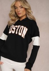 Czarna Bawełniana Bluza z Kapturem w Amerykańskim Stylu z Napisem i Polarem Iocaste. Czarne bluzy damskie Renee, bez wzorów, z bawełny, casualowe, bez ramiączek, z kapturem. Za 79.99 zł.