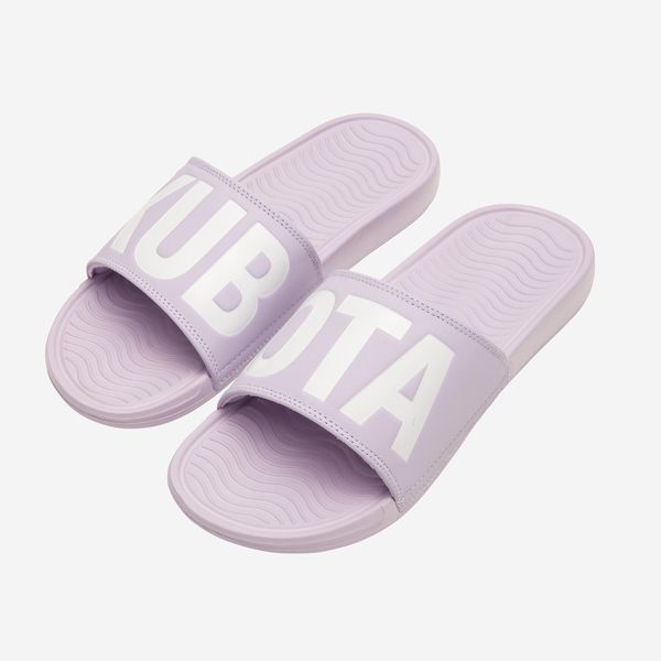 Klapki Kubota Pro 2.0 Pastelowy Fiolet. Klapki damskie Kubota, bez wzorów, z mikrofibry, sportowe, bez obcasa, bez zapięcia. W wyprzedaży za 79.99 zł.