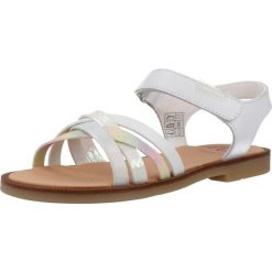 Sandały PABLOSKY 451200P Biały. Białe buty zimowe męskie Pablosky, bez wzorów, ze skóry, bez obcasa, bez zapięcia. Za 234.99 zł.