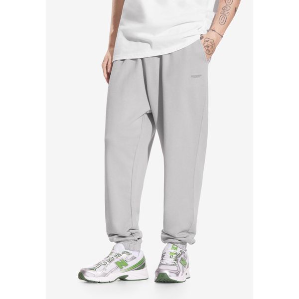 Spodnie dresowe męskie Prosto Big Log. Szare spodnie sportowe męskie Prosto., m, bez wzorów, z dresówki. W wyprzedaży za 175.99 zł.