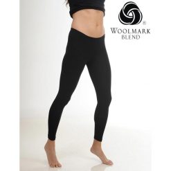 Bielizna termoaktywna Woolona Merino - legginsy damskie. Czarna bielizna sportowa damska WOOLONA, bez wzorów. W wyprzedaży za 171.00 zł.