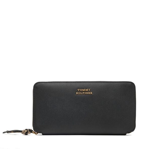 Portfel Tommy Hilfiger. Czarne portfele damskie Tommy Hilfiger. Za 329.99 zł.