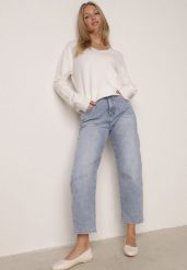 Niebieskie Jeansy Mom Fit z Bawełną Przed Kostkę z Wysokim Stanem Andrele. Niebieskie jeansy damskie Born2be, bez wzorów, z bawełny, klasyczne, z podwyższonym stanem, krótkie. Za 119.99 zł.