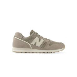Buty sportowe sneakersy damskie New Balance 373. Brązowe obuwie sportowe damskie New Balance, bez wzorów, bez zapięcia, trekkingowe, New Balance 373. Za 299.00 zł.