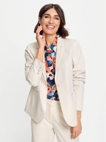 Olsen Marynarka 15001420 Écru Regular Fit. Marynarki i żakiety damskie Olsen, bez wzorów, z syntetyku, bez kołnierzyka, bez ramiączek. Za 369.99 zł.