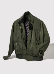 PAKO LORENTE – Kurtka P22SF-5X-002-Z-0. Zielone kurtki męskie Pako Lorente, na wiosnę, m, bez wzorów, z poliesteru, bez kaptura. Za 229.99 zł.