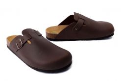 DR. BRINKMANN 600055-02 mokka, klapki męskie. Brązowe klapki męskie Dr. Brinkmann, bez wzorów, ze skóry, bez zapięcia. Za 284.90 zł.
