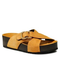 Klapki GINO ROSSI. Brązowe klapki damskie Gino Rossi, bez wzorów, bez obcasa, bez zapięcia. Za 209.99 zł.