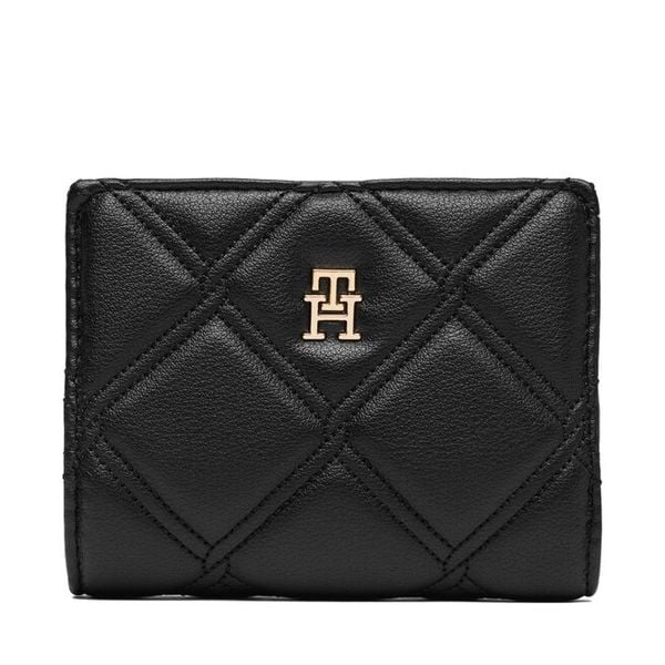 Portfel Tommy Hilfiger. Czarne portfele damskie Tommy Hilfiger. Za 241.99 zł.