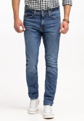 MUSTANG VEGAS SLIM MĘSKIE SPODNIE JEANSOWE JEANSY DŻINSY DENIM BLUE 1015350 5000 682, W35 L30. Niebieskie spodnie materiałowe męskie Mustang, bez wzorów, z bawełny. Za 249.99 zł.
