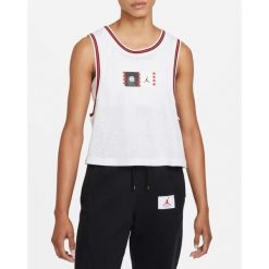 Damski crop top Air Jordan, biały. Białe koszulki sportowe damskie Nike, bez wzorów, bez ramiączek. Za 156.99 zł.