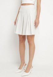 Biała Spódnica w Delikatne Paski o Rozkloszowanym Kroju z Plisami Redamara. Białe spódnice damskie Born2be, na co dzień, l, bez wzorów, eleganckie, mini, plisowane. Za 59.99 zł.