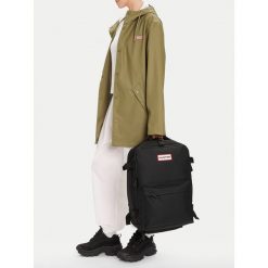 Plecak Hunter. Czarne plecaki męskie Hunter, bez wzorów, sportowe. Za 269.99 zł.