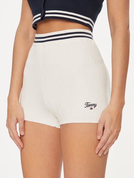 Tommy Jeans Szorty materiałowe Script DW0DW17781 Biały Slim Fit. Białe szorty damskie Tommy Jeans, bez wzorów, z bawełny. Za 189.99 zł.