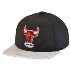 Czapka z daszkiem Mitchell & Ness NBA Diamond Base HWC Chicago -CBUYYPPPBLCK. Czarne czapki damskie Mitchell & Ness, bez wzorów, sportowe. Za 89.00 zł.