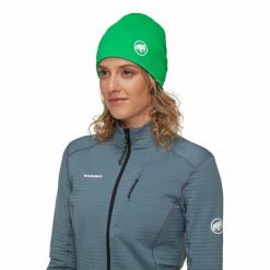 Lekka czapka Taiss Light Beanie Mammut. Zielone czapki damskie Mammut, na zimę, bez wzorów. Za 149.36 zł.