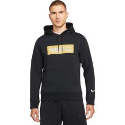 Bluza sportowa męska Nike Fc Essntl Flc Hoodie PO. Czarne bluzy sportowe męskie Nike, m, bez wzorów, bez kaptura. Za 262.32 zł.