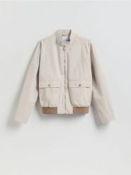 Kurtka bomberka ze stójką - złamana biel. Kurtki męskie Reserved, l, bez wzorów, z tkaniny, bez kaptura. Za 199.99 zł.