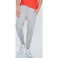 Adidas Originals - Spodnie. Szare spodnie sportowe męskie adidas Originals, m, bez wzorów, z bawełny, climacool (adidas). W wyprzedaży za 199.90 zł.