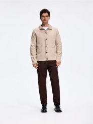 Sweter z domieszką wełny - beżowy. Brązowe swetry męskie Reserved, l, bez wzorów, z dzianiny, bez kołnierzyka, bez ramiączek. Za 149.99 zł.