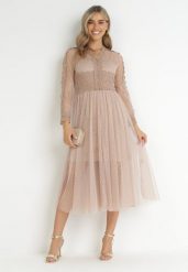Beżowa Tiulowa Sukienka Midi z Koronkowymi Tasiemkami i Długimi Rękawami Kabienne. Brązowe sukienki damskie Born2be, na wesele, m, bez wzorów, z koronki, bez kołnierzyka, bez ramiączek, maxi, rozkloszowane. Za 189.99 zł.
