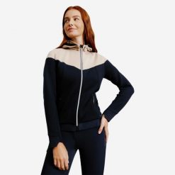 Bluza jeździecka damska Fouganza 900 z odpinanym kapturem. Brązowe bluzy damskie FOUGANZA, s, bez wzorów, z materiału, biznesowe, bez ramiączek, z kapturem. Za 79.99 zł.