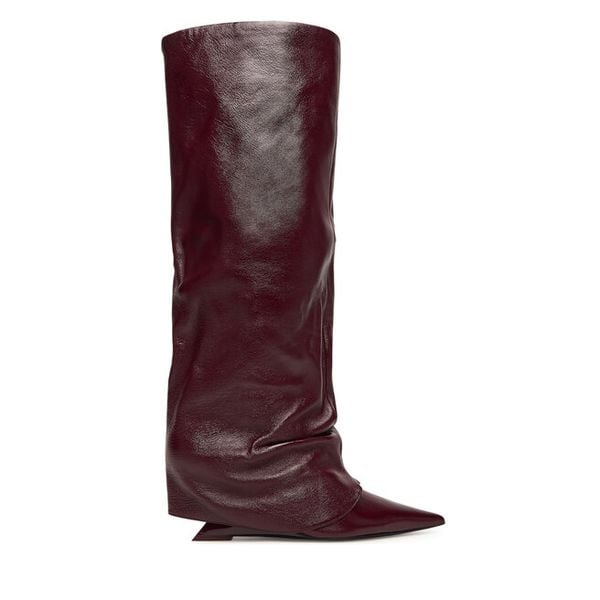 Kozaki Naked Wolfe. Czerwone kozaki damskie Naked Wolfe, bez wzorów, bez obcasa, na koturnie, bez zapięcia. Za 2,119.00 zł.