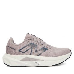 Buty do biegania New Balance. Fioletowe obuwie sportowe damskie New Balance, bez wzorów, bez zapięcia, do biegania. Za 599.99 zł.