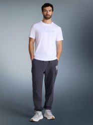 4F Spodnie dresowe joggery męskie - szare S. Szare spodnie materiałowe męskie 4F, bez wzorów, z dresówki. Za 189.99 zł.