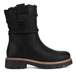 Botki Clara Barson. Czarne botki damskie Clara Barson, bez wzorów, bez obcasa, na płaskiej podeszwie, bez zapięcia. Za 179.99 zł.