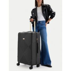 Walizka duża Nine West. Czarne walizki damskie Nine West, bez wzorów, duże. Za 399.99 zł.