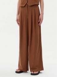 Herskind Spodnie materiałowe 5503840 Brązowy Regular Fit. Brązowe spodnie materiałowe damskie Herskind, bez wzorów, z materiału. Za 599.99 zł.