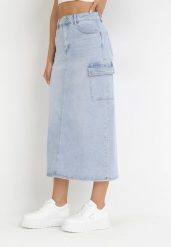 Jasnoniebieska Jeansowa Spódnica Midi z Szerokimi Kieszeniami Varsha. Niebieskie spódnice damskie Born2be, s, bez wzorów, z jeansu, midi, rozkloszowane. Za 64.99 zł.