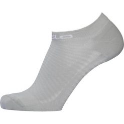 Skarpetki do biegania dla dorosłych Odlo Ceramicool INVISIBLE. Czarne skarpety męskie ODLO, bez wzorów, z dzianiny. Za 69.99 zł.